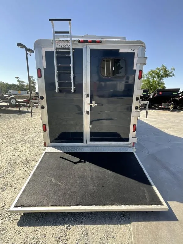 2005 Jamco 4 Horse Gooseneck Trailer - Image 17