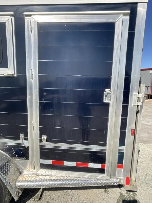 2005 Jamco 4 Horse Gooseneck Trailer - Image 22