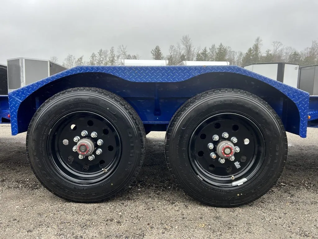 2022 Diamond C 7×24 20K Low Profile Equipment Trailer w/Max Ramps - Image 6