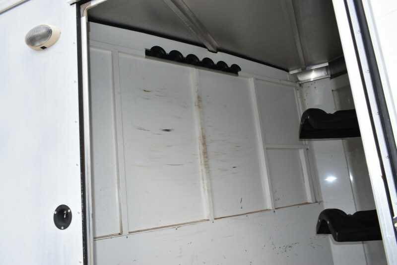 2005 Sundowner Sunlite 2 Horse Trailer - Image 15