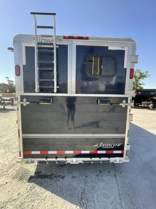 2005 Jamco 4 Horse Gooseneck Trailer - Image 34