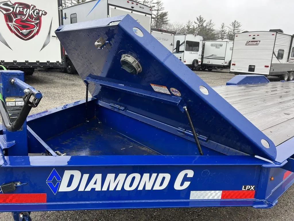 2022 Diamond C 7×24 20K Low Profile Equipment Trailer w/Max Ramps - Image 8
